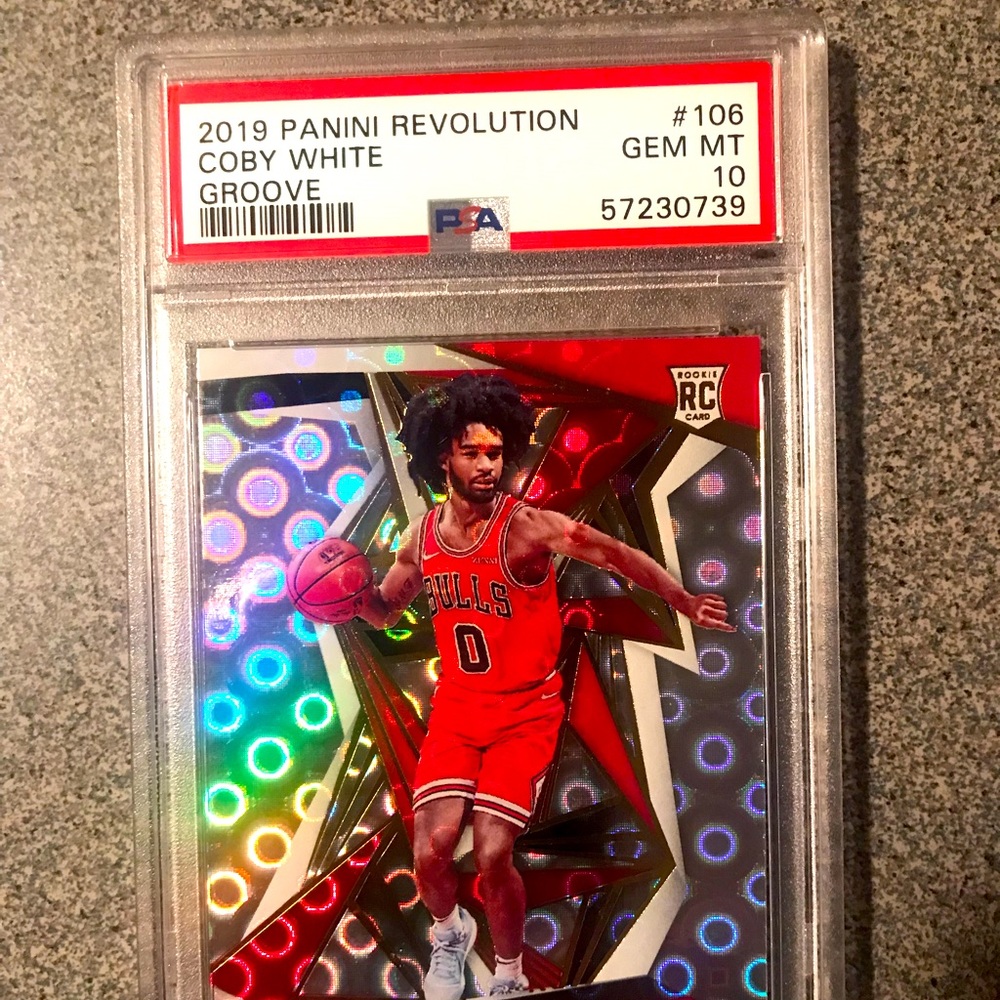 2019-20 Revolution Coby White Groove Rookie RC #106 PSA 10 GEM MINT Bulls R50